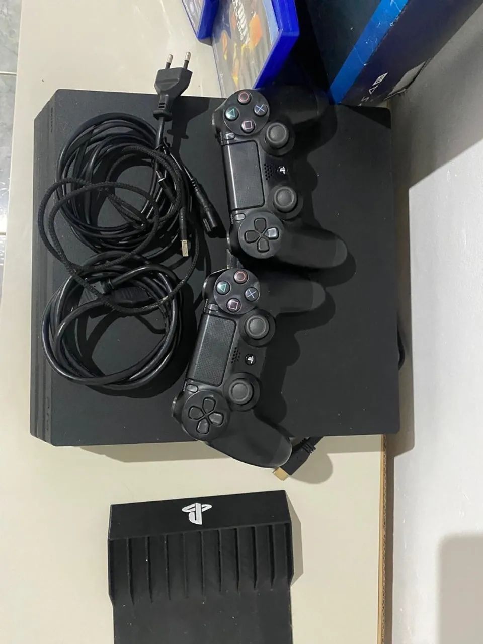 PlayStation 4 Pro - Foto 3