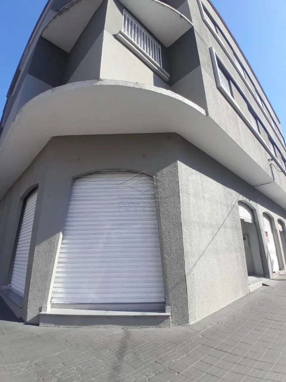 EXCELENTE LOJA COMERCIAL NOVA E PRONTA PARA USO NO CENTRO DA CIDADE