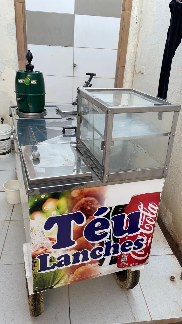 CARRINHO DE LANCHE DISPONÍVEL 