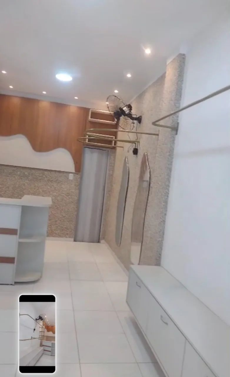 Materiais para loja de roupa
