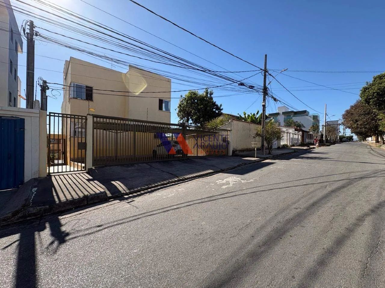 Apartamento 2 quartos com suíte e 1 vaga de garagem