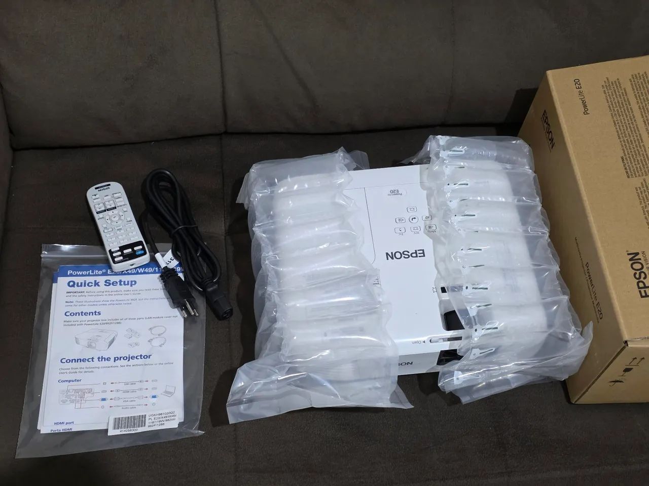 Vendo projetor Epson PowerLite E20 zero - Foto 2