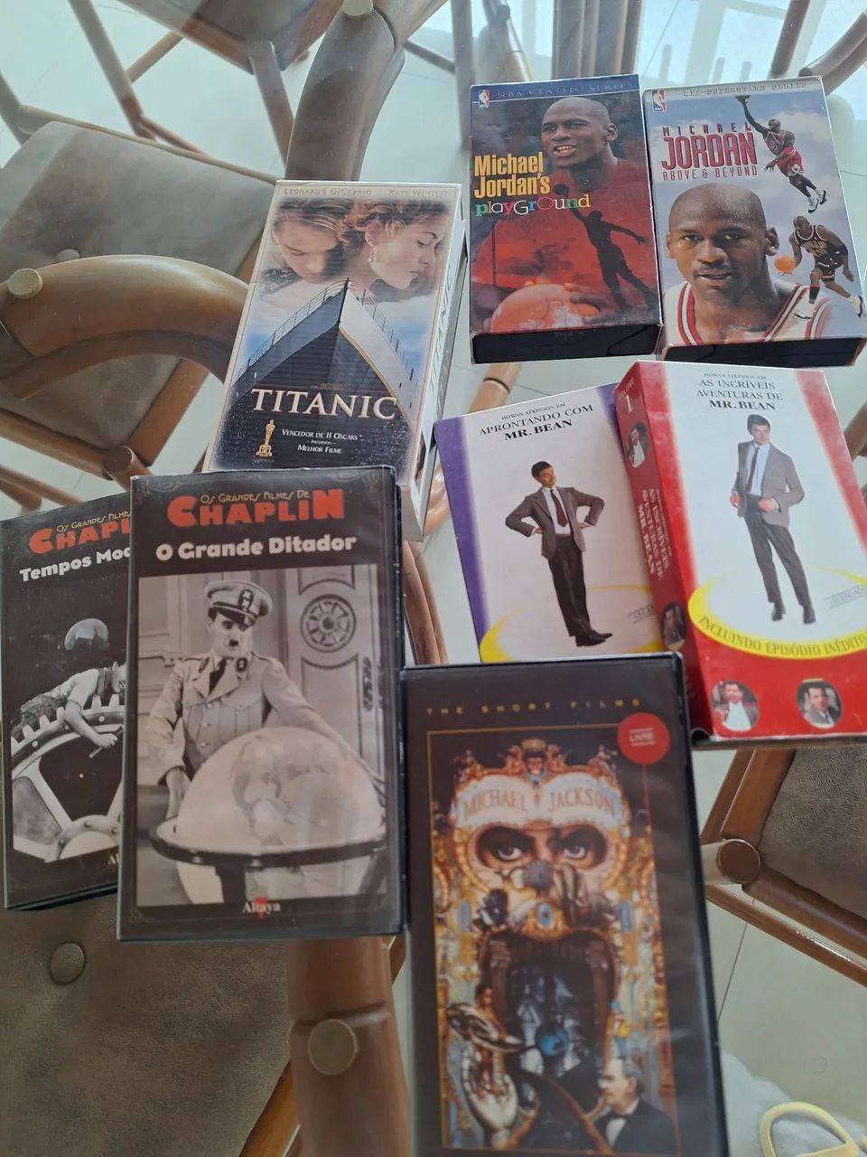 Fitas VHS com diversas gravações!
