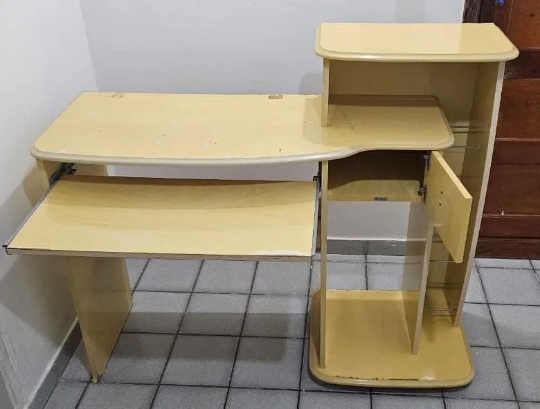 Mesa escrivaninha para computador ou estudos 441092045790269442