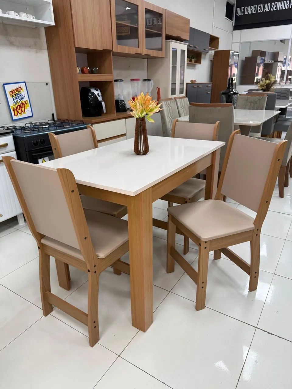Mesa de 4 cadeiras 100% MDF nova disponível  - Foto 3