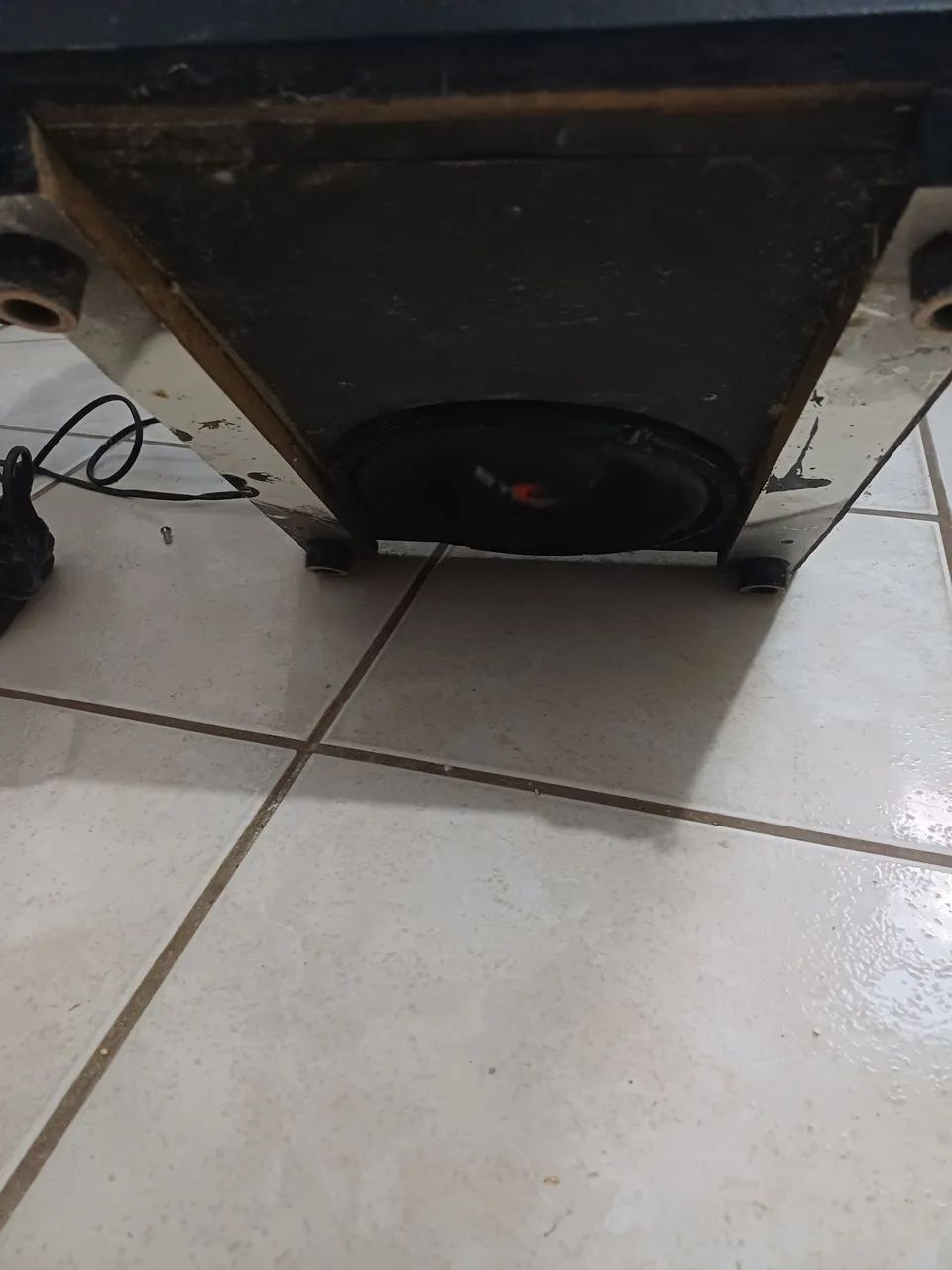 Caixa bob com sub wofeer e taramps ts400 - Foto 3