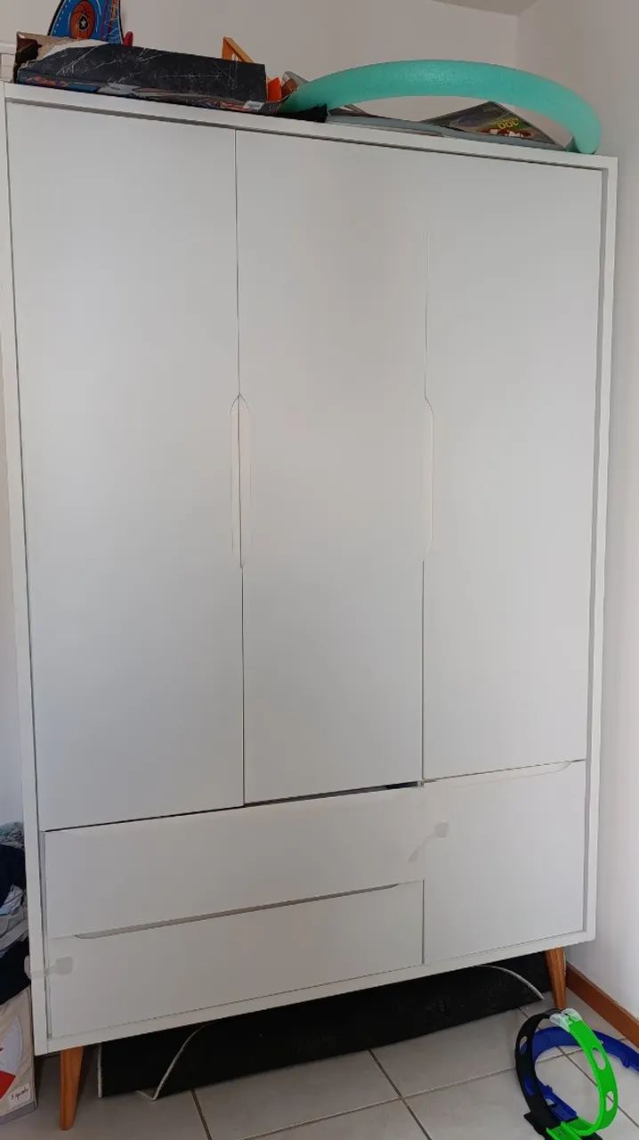 Guarda roupa infantil + cômoda+ prateleira 