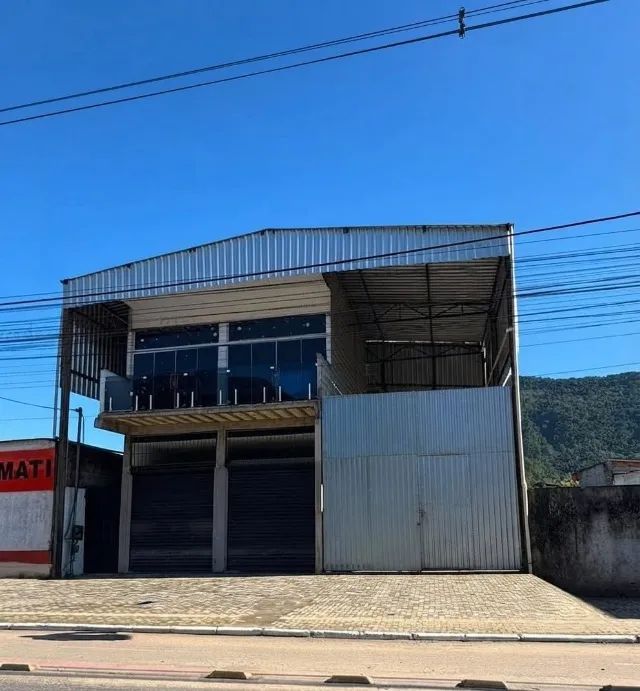 GALPÃO COMERCIAL