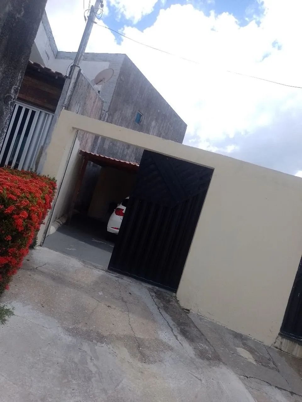 Vendo casa no condomínio Monte Sinai
