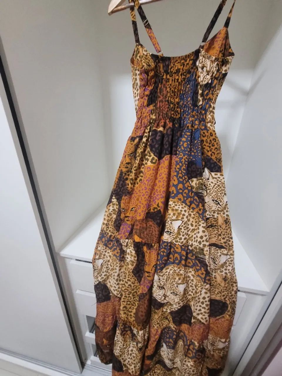 Vestido longo estampado onça - Foto 4