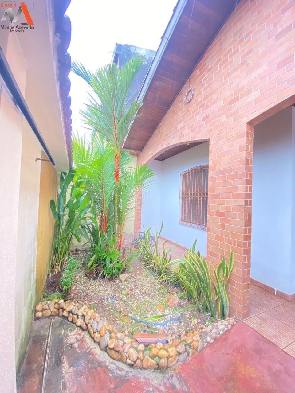 Casa térrea com 142 m², quintal e garagem para 2 carros - Foto 3