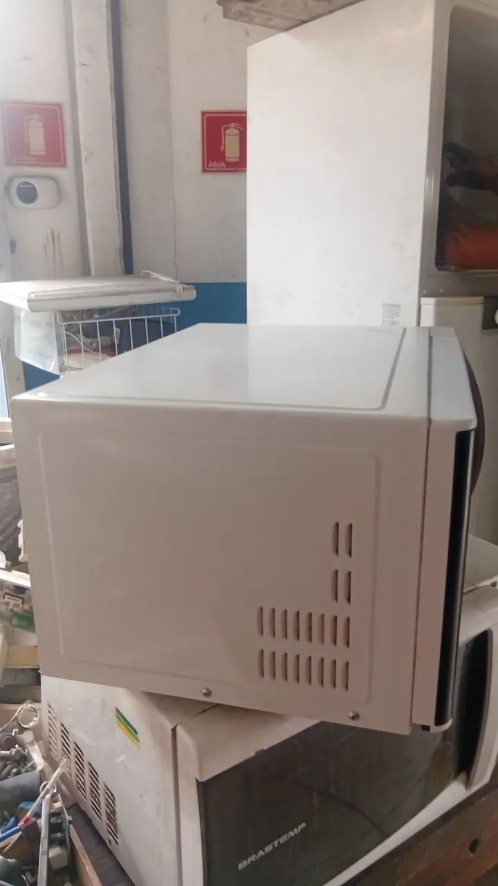 Microondas LG MS3052R 30L 127v - Foto 5