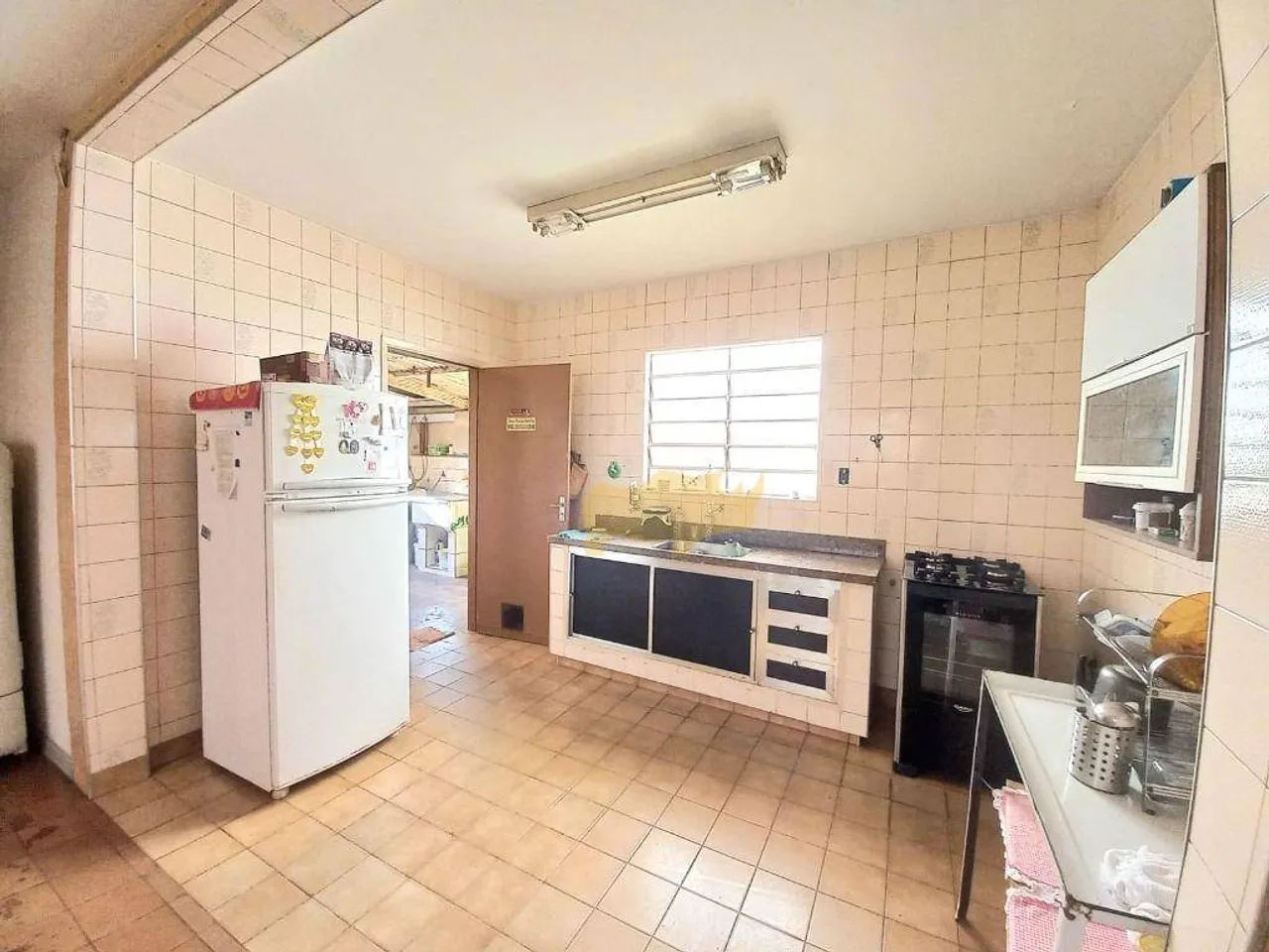 Casa para venda, no centro com 3 quartos