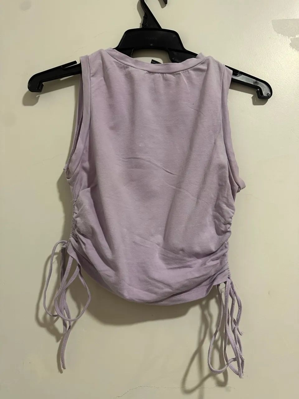 Mini blusa com amarração lateral -Roxo claro  - Foto 2