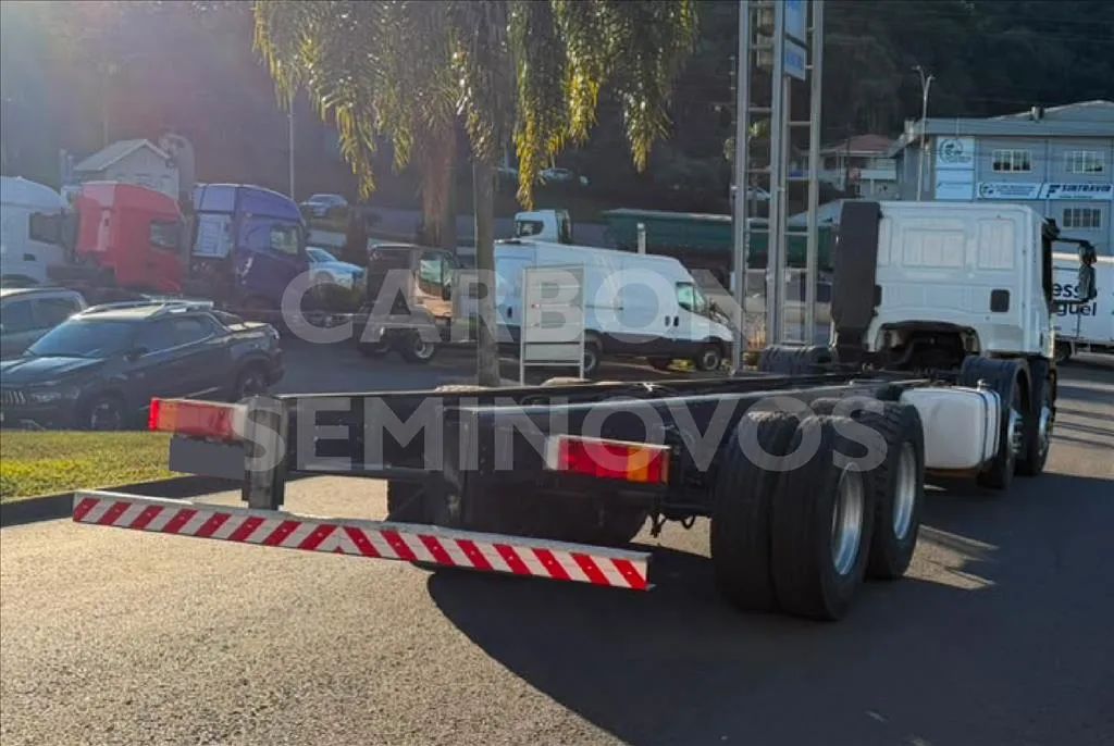 IVECO TECTOR 24E30 8X2 2018/2019 - Foto 5