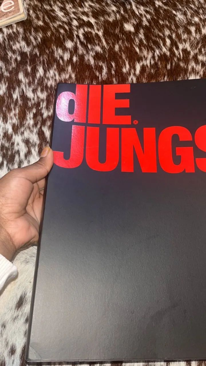 photobook exo - DIE JUNGS (OT11) - CDs, DVDs etc - Vila Brasílio