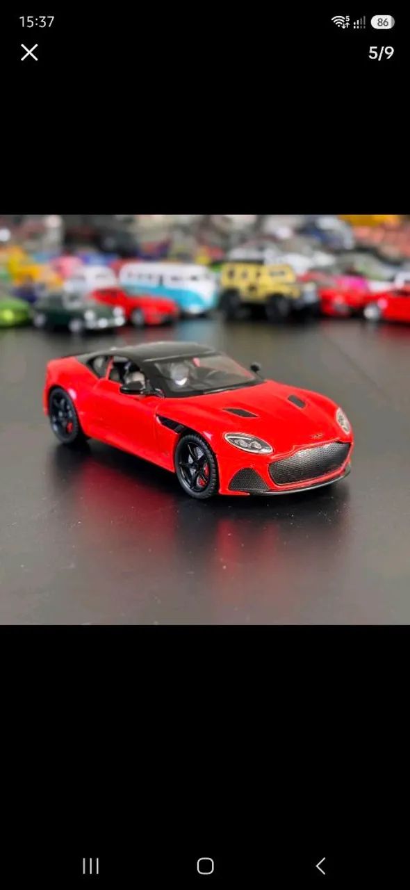 Miniatura 1/24 Aston Martin "nova"