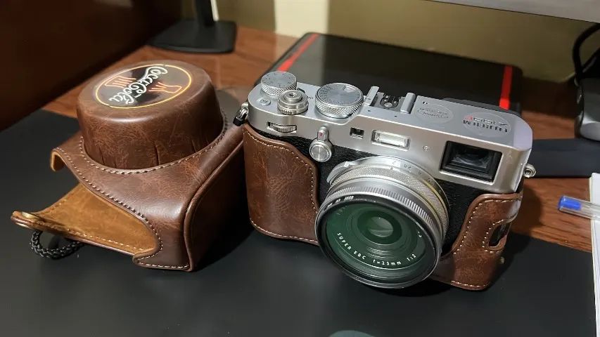 Fujifilm X-100f (silver) Completa Com 5.500 Clicks + Extras