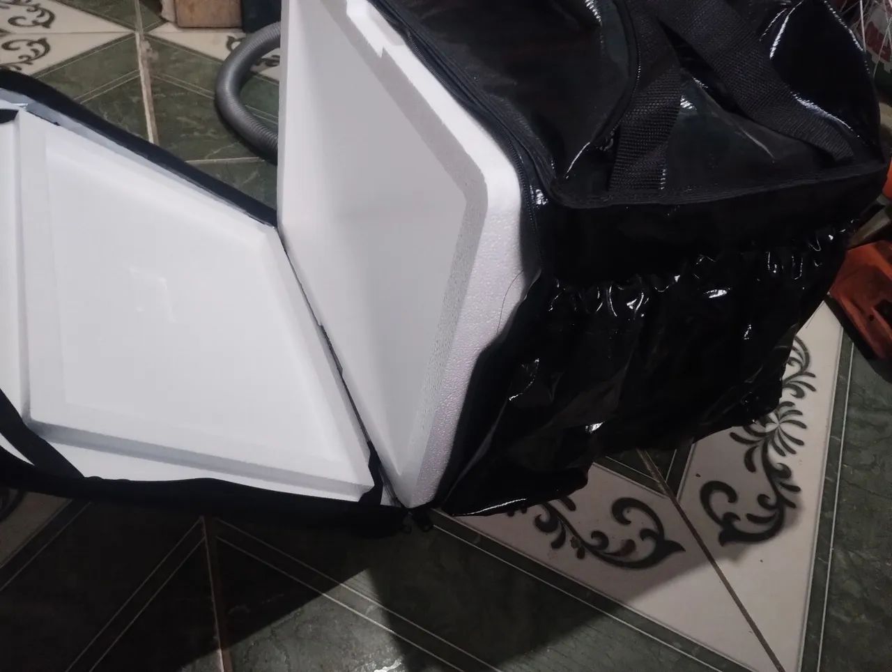 Bolsa térmica para entregas preta 45L