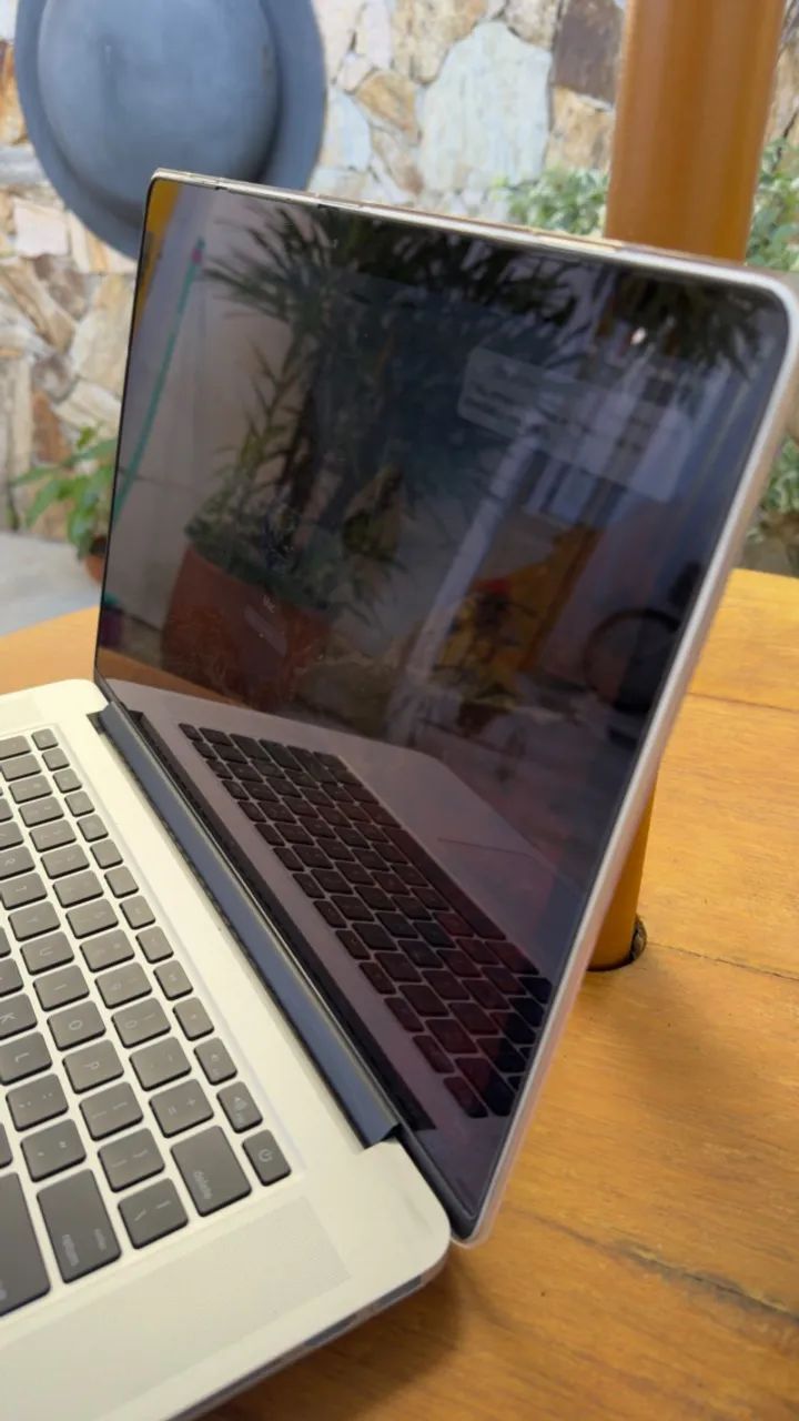 MacBook Pro Retina 15 i7 16GB - Foto 5