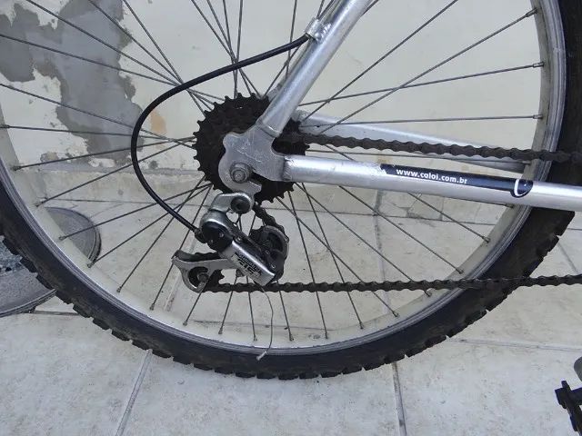 Bicicleta Caloi Mountain bike - quadro de aluminio - Foto 4