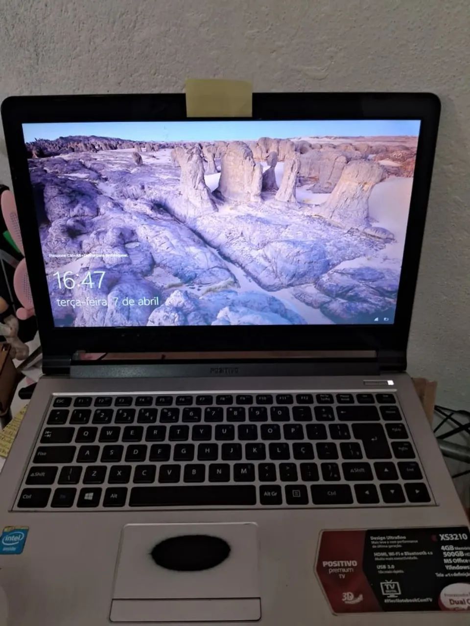 Computador Windows 10 Pro Processador Intel(R) Celeron (R) memória RAM 4,00 GB 