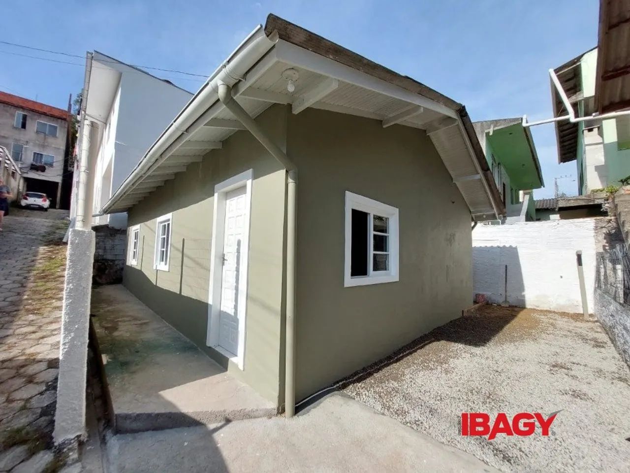 Excelente Casa 3 dormitório(s) em Agronômica - Florianópolis