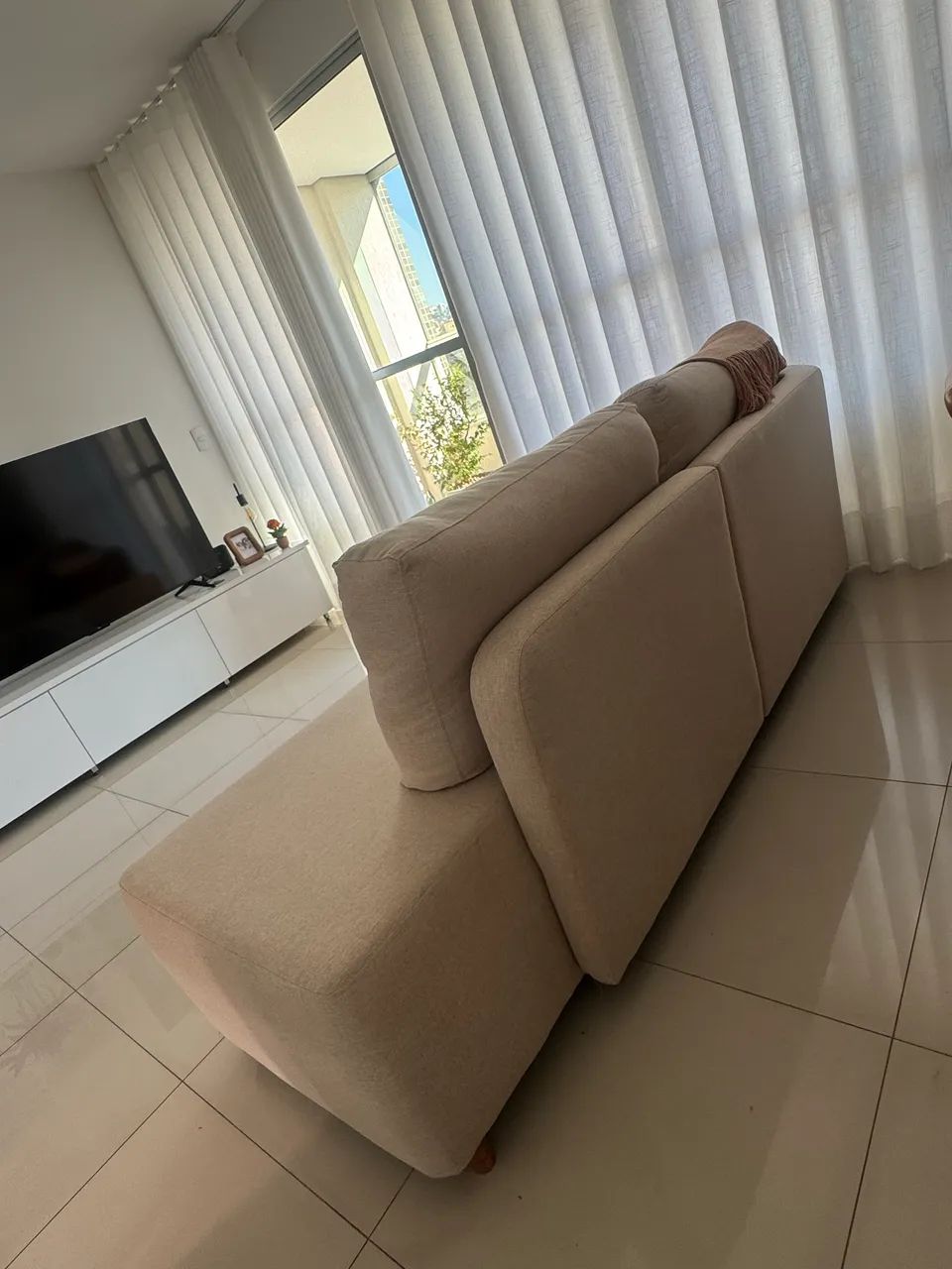 Sofá de linho off white em L - Foto 3