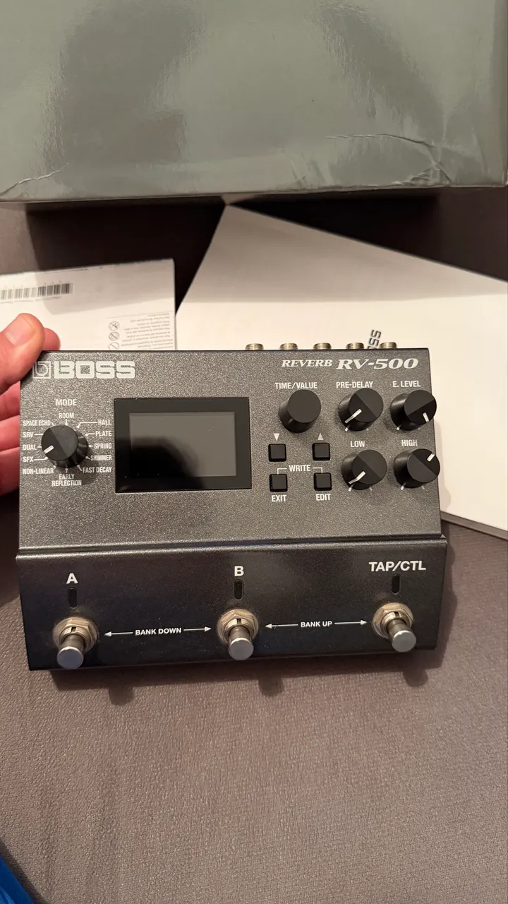 Pedal Boss Angry Driver JB-2 + Pedal Boss Fuzz FZ-5 - Instrumentos