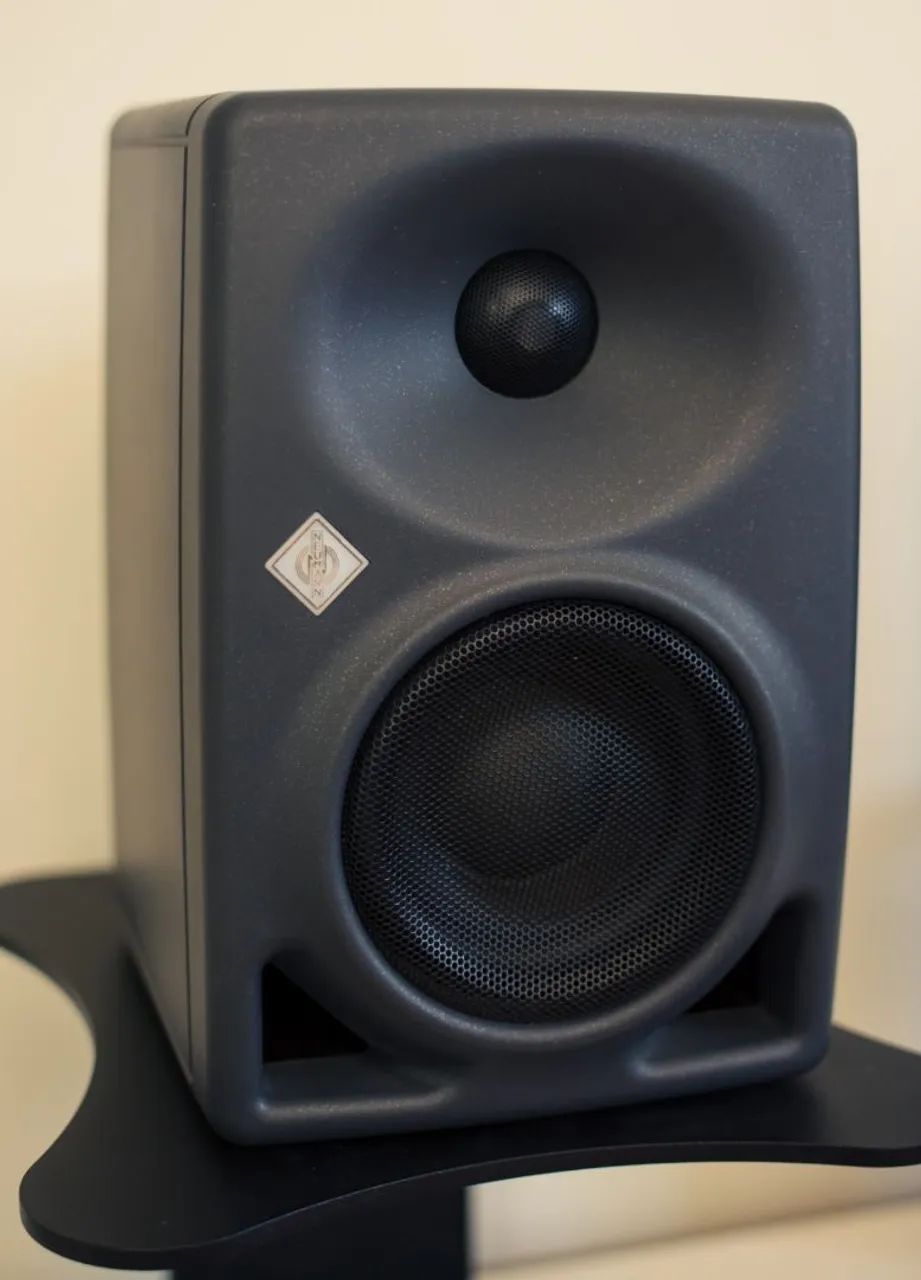 Neumann KH 80 DSP - Equipamentos e Acessórios de Som - Drews
