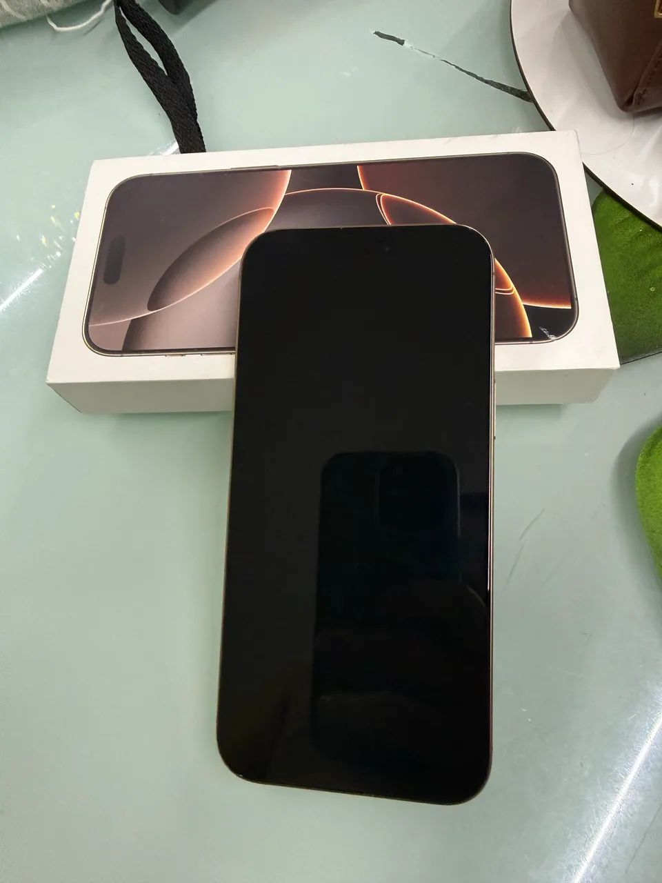 iPhone 16 Pro Max - Foto 2