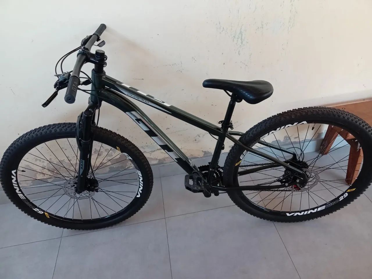  Vende-se uma bicicleta 