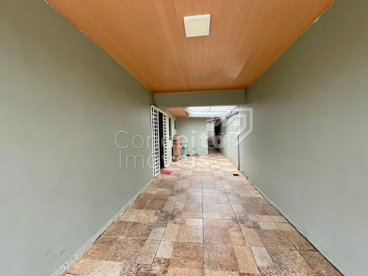 Residência Com Piscina E Edícula- Uvaranas - Foto 3