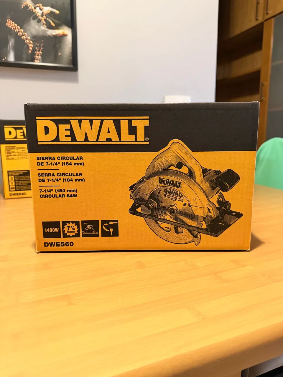 Serra circular dewalt 220w