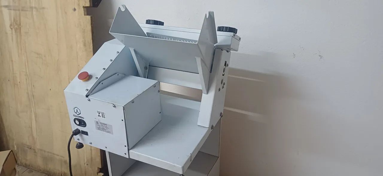 Cilindro para massa elétrico 