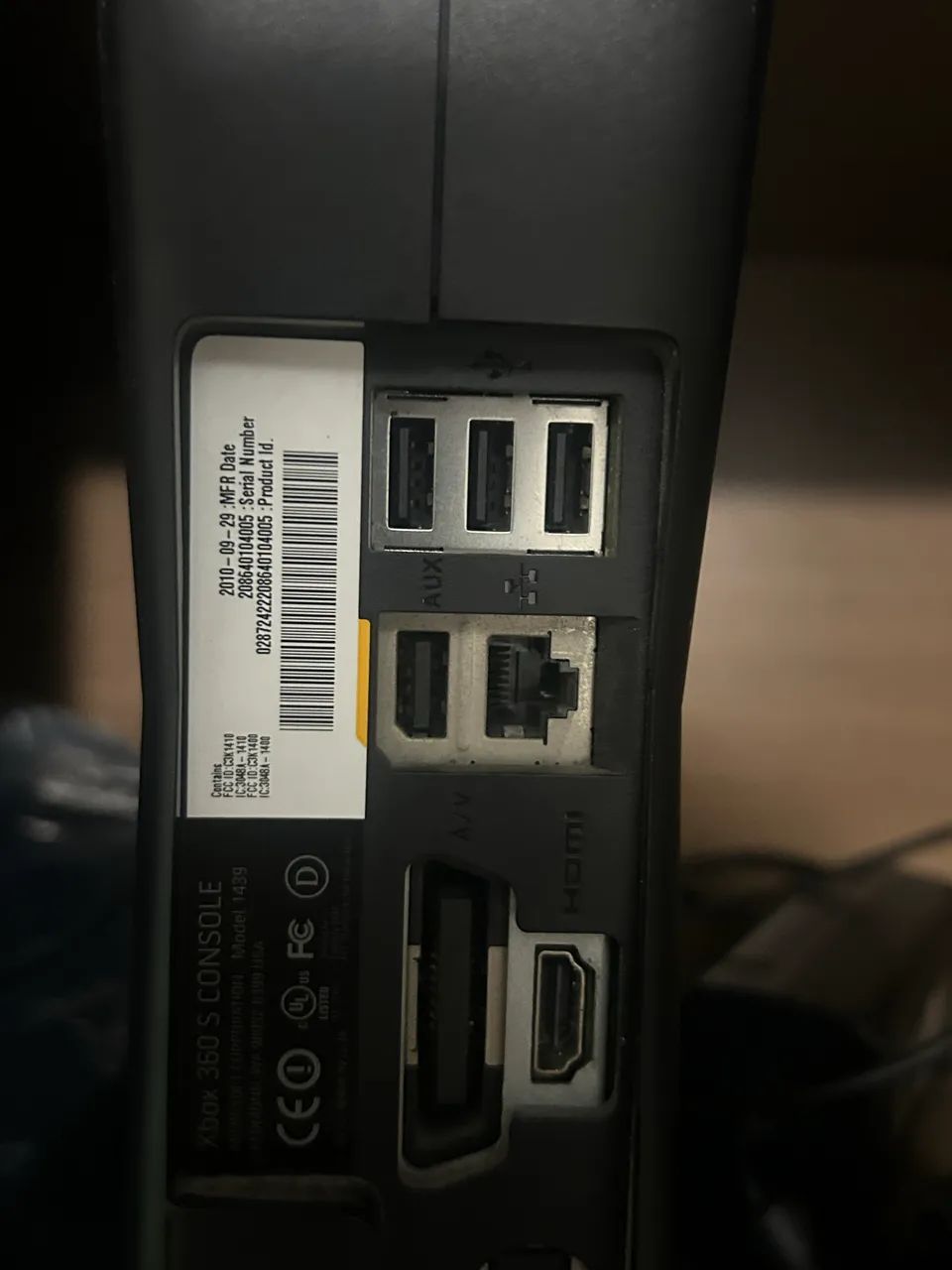 Xbox 360 S.