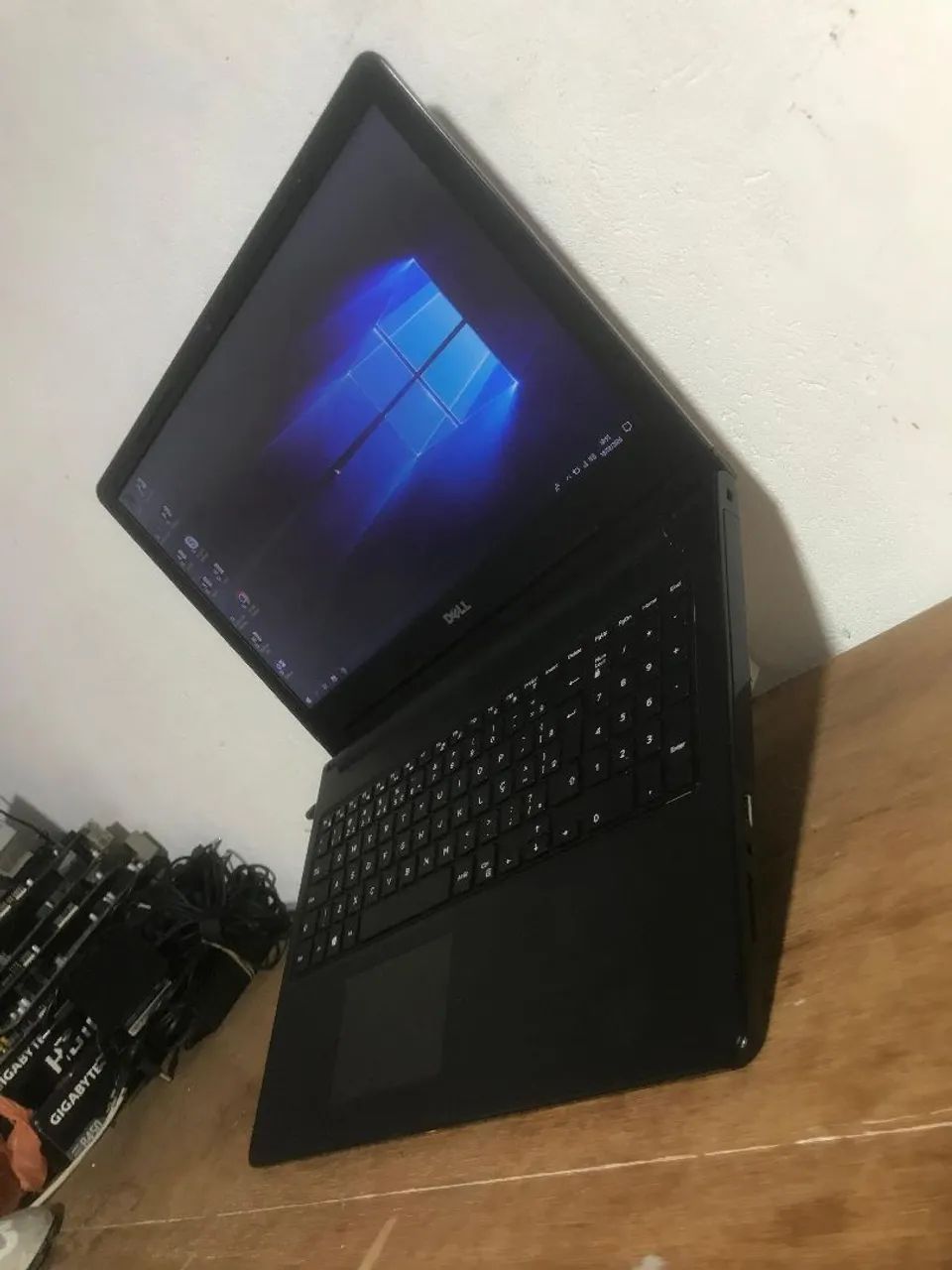 NOTEBOOK DELL  I3 7 GERAÇÃO 4GB ACEITO CARTÃO DO GARANTIA 750$ - Foto 2