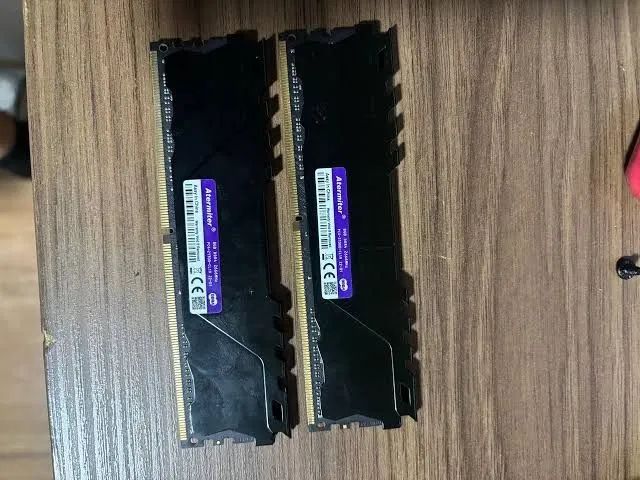2X Memória DDR4 8G (16G)