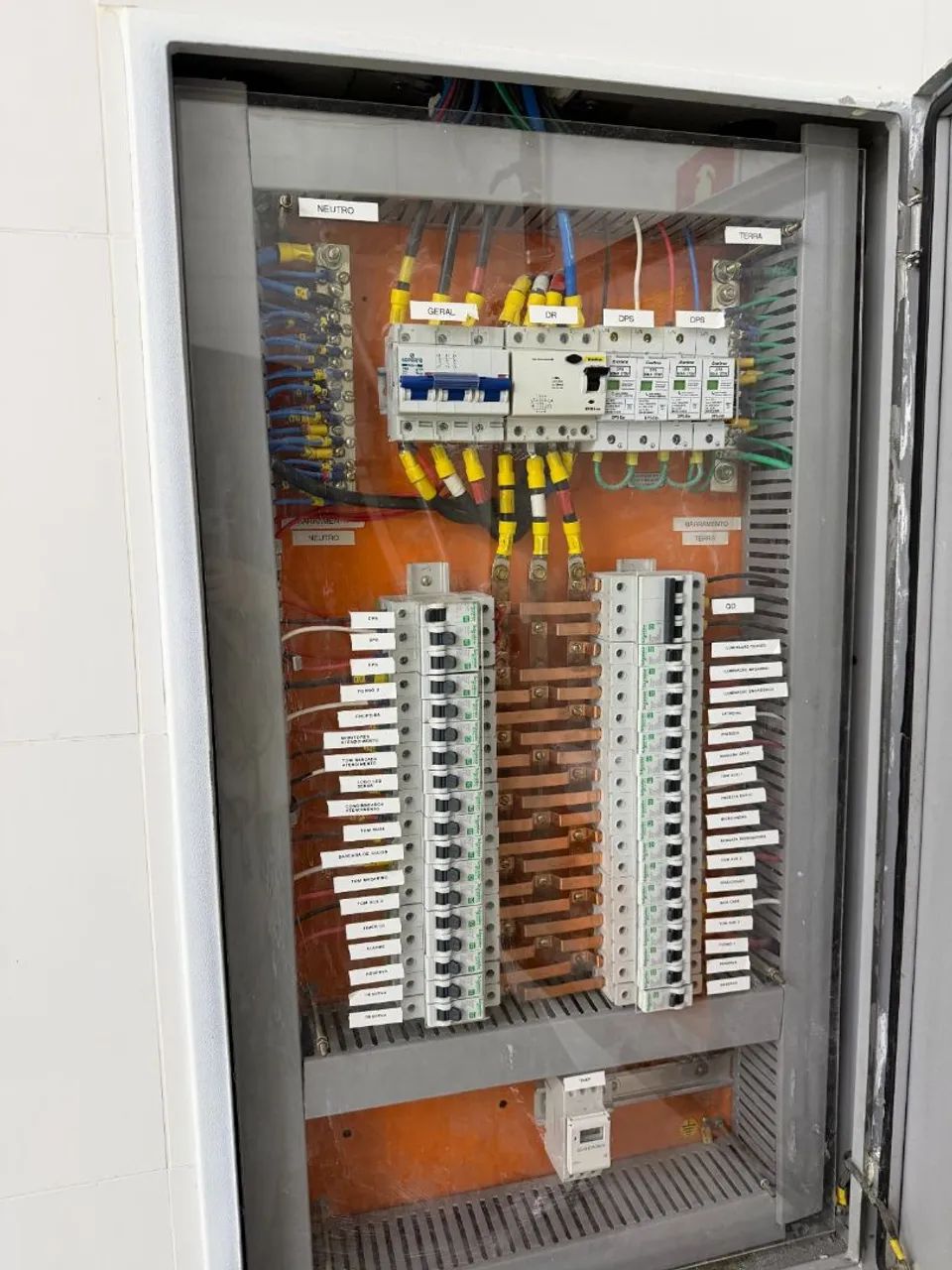 precisa de eletricista  - Foto 2