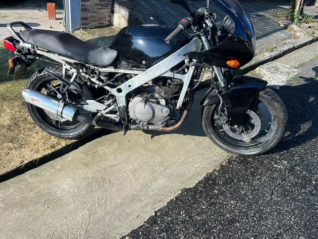 CBR 450 - Foto 4