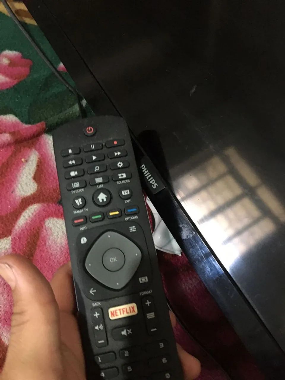 Tv 43 polegadas Philips smart com defeito!+1 caixa de brinde . - Foto 2