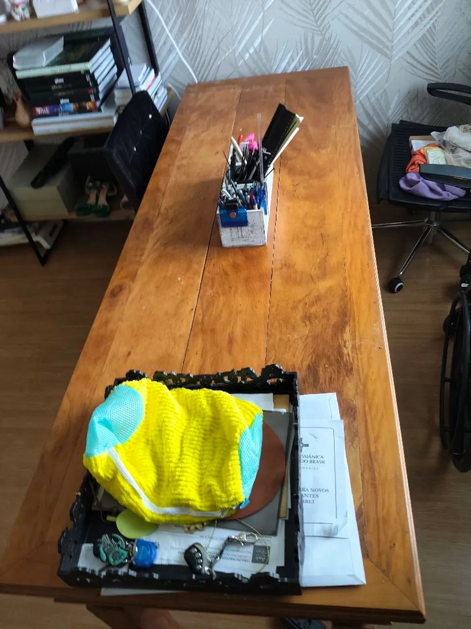 Mesa de madeira maciça 2 metros robusta e com Gavetas  - Foto 4