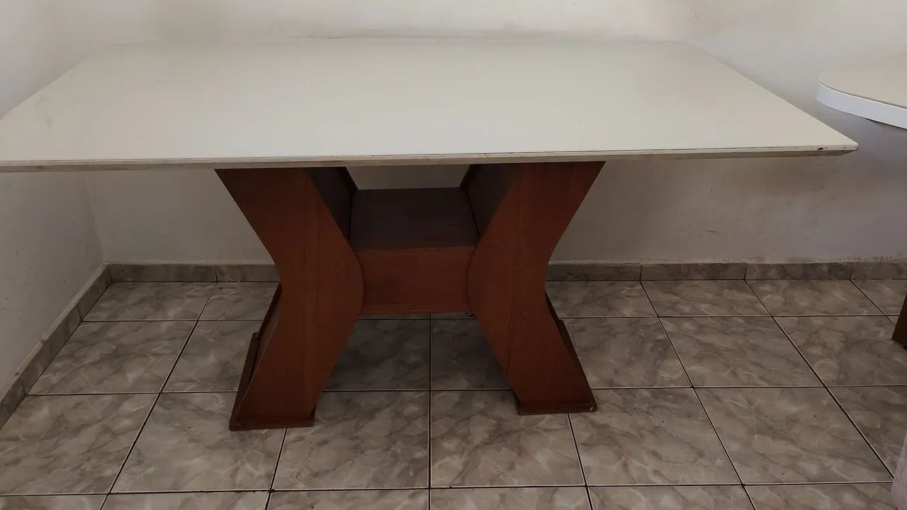 Mesa de jantar sem cadeiras - Foto 4