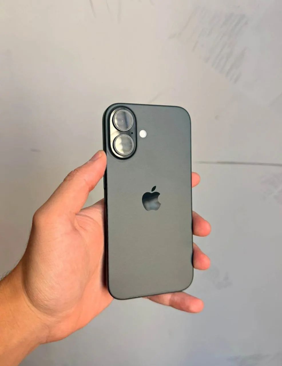 IPHONE 16 128 GB IMPECÁVEL !