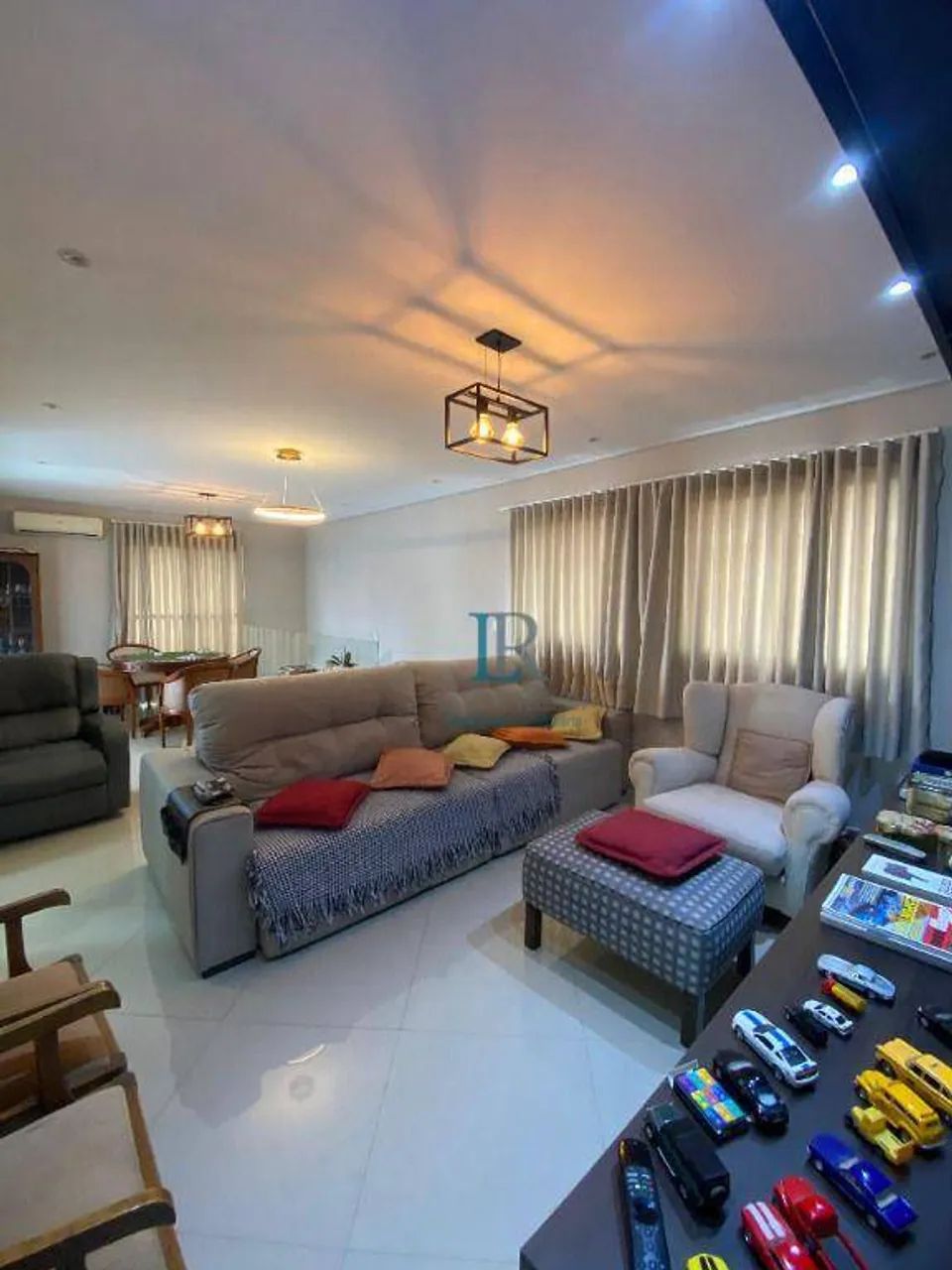 Cobertura Duplex de 196m² e 4 Vagas à Venda no Edifício Play Barueri no Bethaville