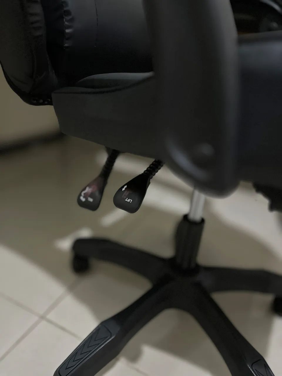 Cadeira gamer NOVA  - Foto 3
