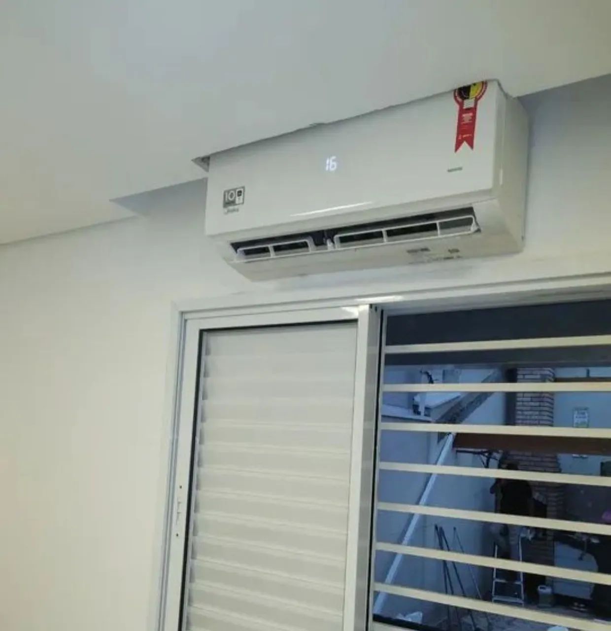 INSTALAÇÃO AR CONDICIONADO SPLIT 24 HRS