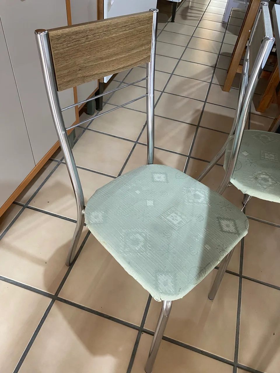 Mesa com 6 cadeiras  - Foto 2