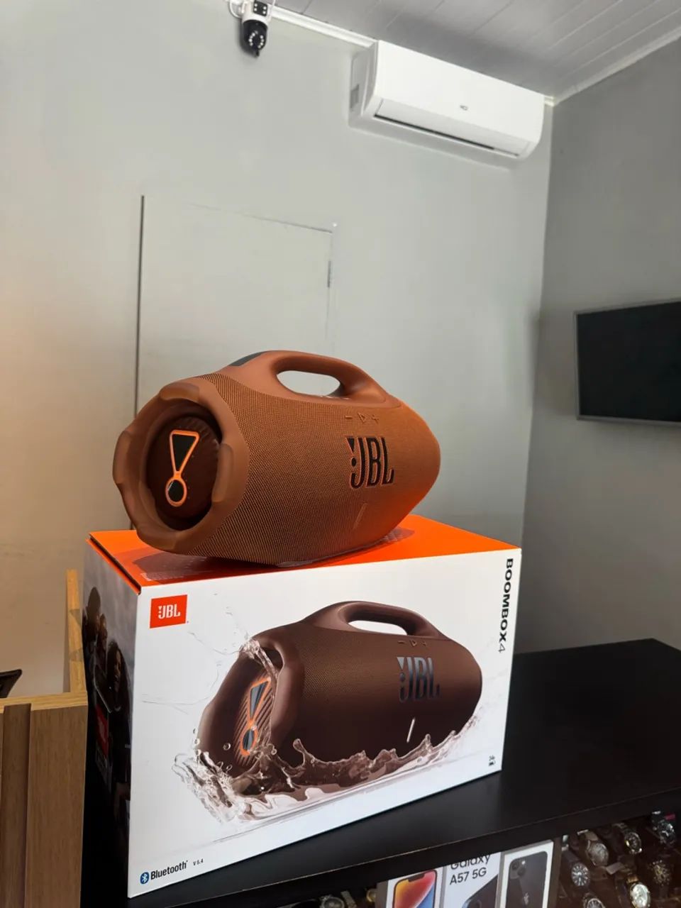 JBL Boombox4 marrom lacradas  - Foto 5