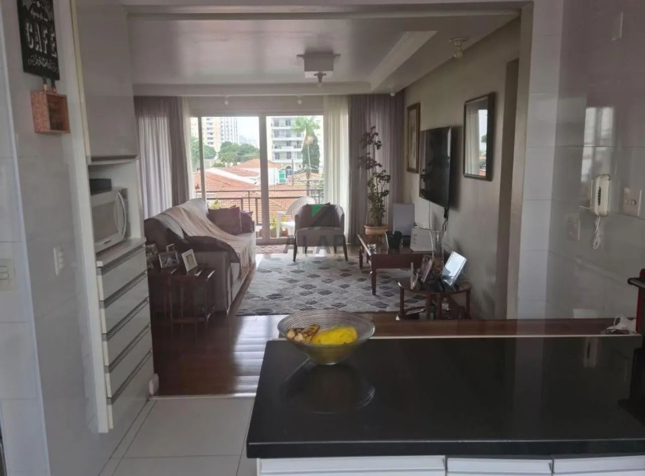 Apartamento com 140m² no Campo Belo com 3 quartos e 2 vagas de garagem